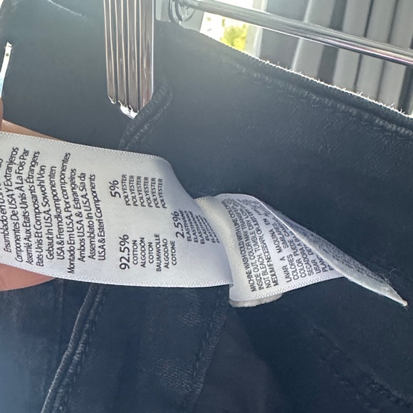 Mother Looker Jeans in Black Ankle Fray - Picture 7 of 7